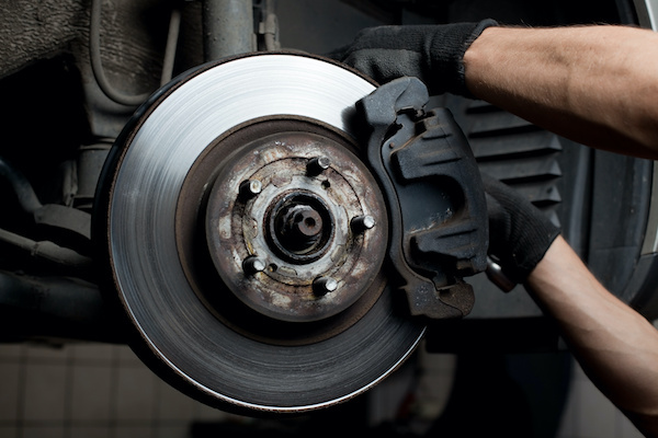 7 Common Signs of Brake Problems