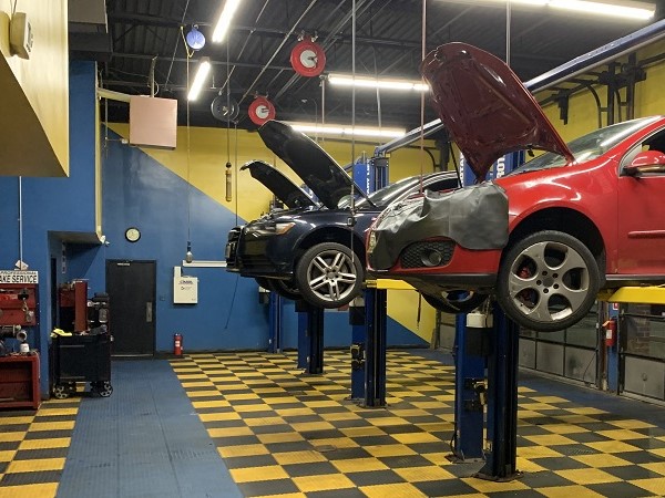 Airpark Auto Pros | Home Gallery | Image 3